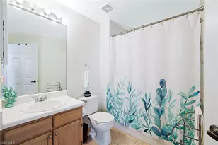 4610 St Croix Ln, Naples, FL 34109 - Photo 15