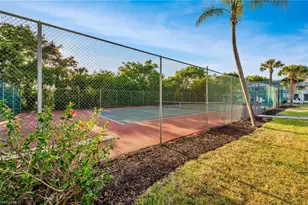 1240 Sarah Jean Cir, Naples, FL 34110 - Photo 17