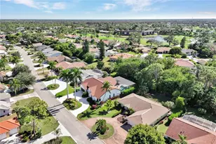 201 Palmetto Dunes Cir, Naples, FL 34113 - Photo 21