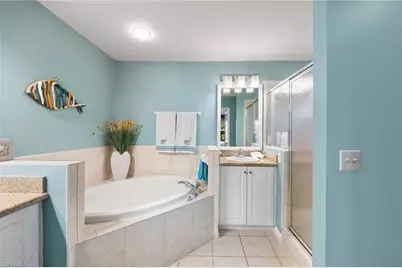 7930 Mahogany Run Ln #811, Naples, FL 34113 - Photo 17