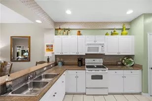 7930 Mahogany Run Ln, Naples, FL 34113 - Photo 11