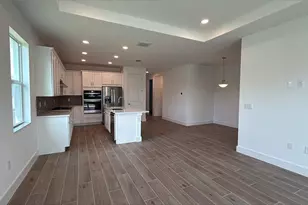 8905 Oceana Wy, Naples, FL 34114 - Photo 5