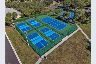 327 Burnt Pine Dr, Naples, FL 34119 - Photo 43