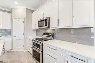 1603 Santiago Cir, Naples, FL 34113 - Photo 21