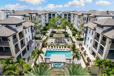 1030 3rd Ave S #417, Naples, FL 34102 - Photo 3