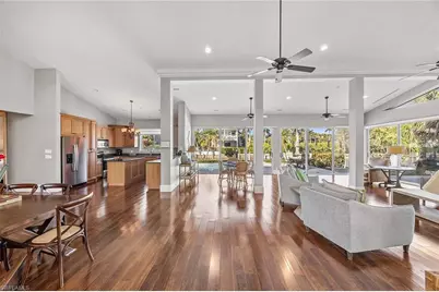 675 15th Ave S, Naples, FL 34102 - Photo 11