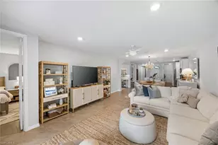 14610 Edgewater Cir, Naples, FL 34114 - Photo 11