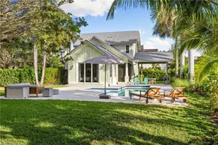 572 7th Ave N, Naples, FL 34102 - Photo 23