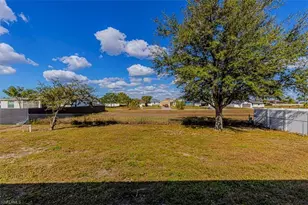 1213 NW 20th St, Cape Coral, FL 33993 - Photo 17