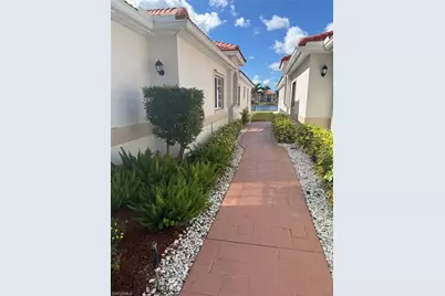 511 Joseph Ct #2, Naples, FL 34104 - Photo 3