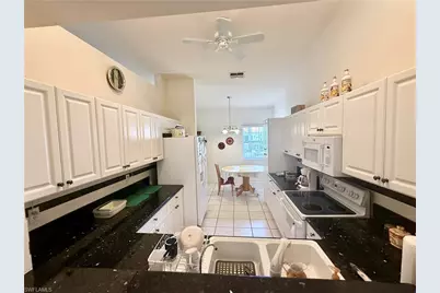 511 Joseph Ct #2, Naples, FL 34104 - Photo 5