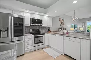 206 Newport Dr, Naples, FL 34114 - Photo 5