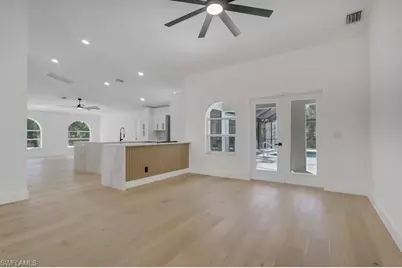 440 33rd Ave NE, Naples, FL 34120 - Photo 5