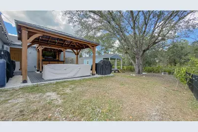 708 Wentworth Dr, Lehigh Acres, FL 33972 - Photo 17