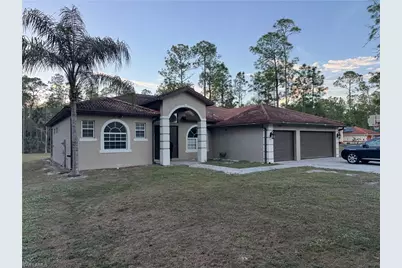 871 Desoto Blvd S, Naples, FL 34117 - Photo 1