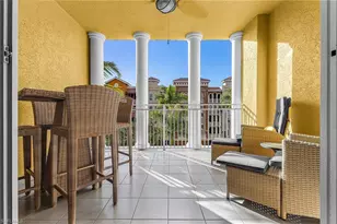 401 Bayfront Pl, Naples, FL 34102 - Photo 23