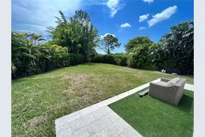 27300 Imperial Oaks Cir, Bonita Springs, FL 34135 - Photo 19