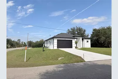506 W 5th St, Lehigh Acres, FL 33972 - Photo 3