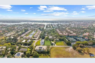 1972 Frederick St, Naples, FL 34112 - Photo 7