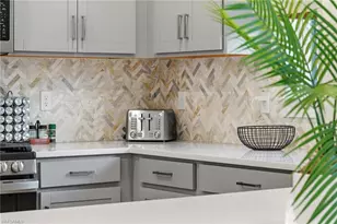 15185 Sacile Street, Naples, FL 34114 - Photo 9