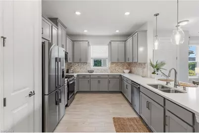 15185 Sacile St, Naples, FL 34114 - Photo 25