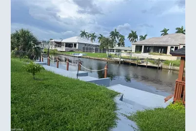 5313 Bayview Ct, Cape Coral, FL 33904 - Photo 1