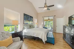 579 Raven Way, Naples, FL 34110 - Photo 9