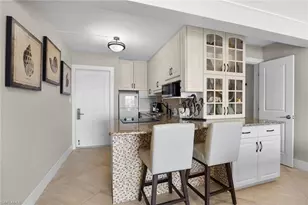 900 Broad Ave S, Naples, FL 34102 - Photo 21