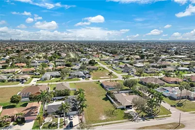 1813 Academy Blvd, Cape Coral, FL 33990 - Photo 7