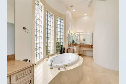 2984 Saint Barnabas Ct, Naples, FL 34105 - Photo 23