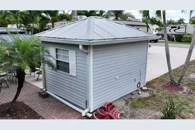 10341 Nightwood Dr, Fort Myers, FL 33905 - Photo 15
