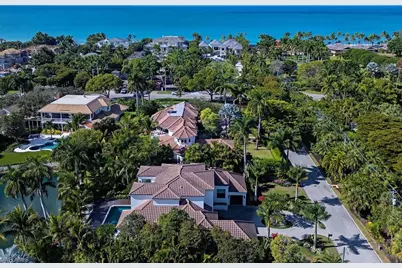 2375 Lantern Ln, Naples, FL 34102 - Photo 43