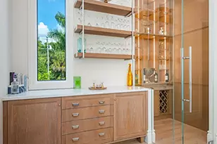 2375 Lantern Ln, Naples, FL 34102 - Photo 9