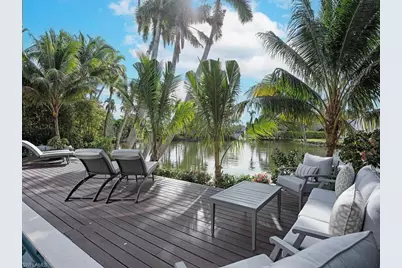 2375 Lantern Ln, Naples, FL 34102 - Photo 33