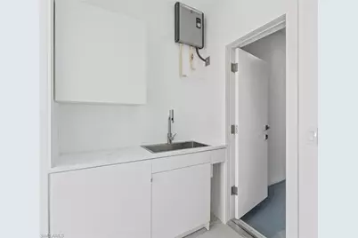 535 Manhattan St E, Lehigh Acres, FL 33974 - Photo 21