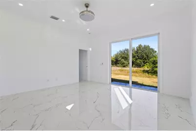 535 Manhattan St E, Lehigh Acres, FL 33974 - Photo 11