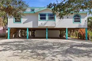 21697/699 Indian Bayou Dr, Fort Myers Beach, FL 33931 - Photo 1