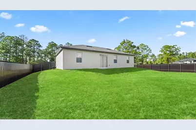 759 Silverstar Ave S, Lehigh Acres, FL 33974 - Photo 7