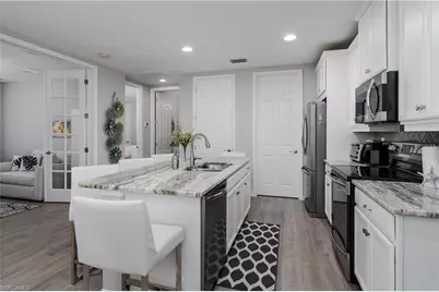 14895 Edgewater Cir, Naples, FL 34114 - Photo 5