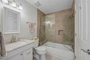110 Tanglewood Ct, Naples, FL 34113 - Photo 11