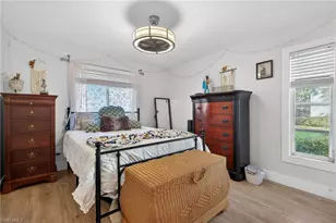 3665 Amberly Cir, Naples, FL 34112 - Photo 17