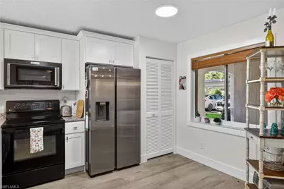 3665 Amberly Cir #B101, Naples, FL 34112 - Photo 5