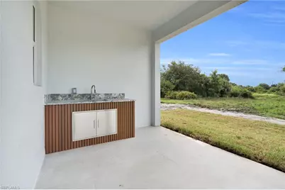 823 Hoosier St E, Lehigh Acres, FL 33974 - Photo 31