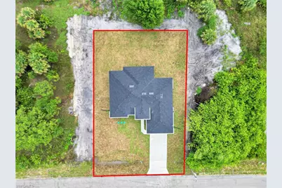 823 Hoosier St E, Lehigh Acres, FL 33974 - Photo 5