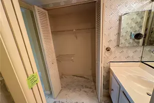 325 Charlemagne, Naples, FL 34112 - Photo 21