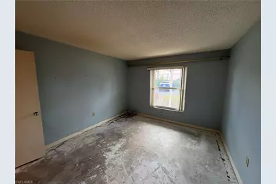 325 Charlemagne #101A, Naples, FL 34112 - Photo 35