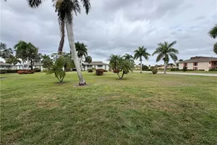 325 Charlemagne, Naples, FL 34112 - Photo 13