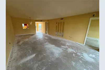 325 Charlemagne #101A, Naples, FL 34112 - Photo 5