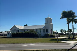 202 Broadway Ave E, Everglades City, FL 34139 - Photo 27