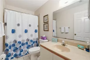 3021 Sandpiper Bay Cir, Naples, FL 34112 - Photo 15